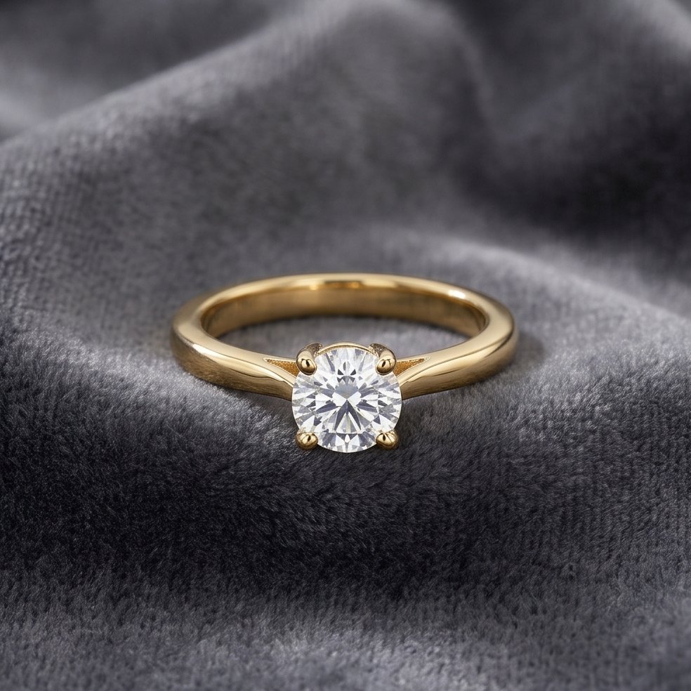 18KT Yellow Gold 0.31 Carat Diamond Ring | Innocence Design LR-7055